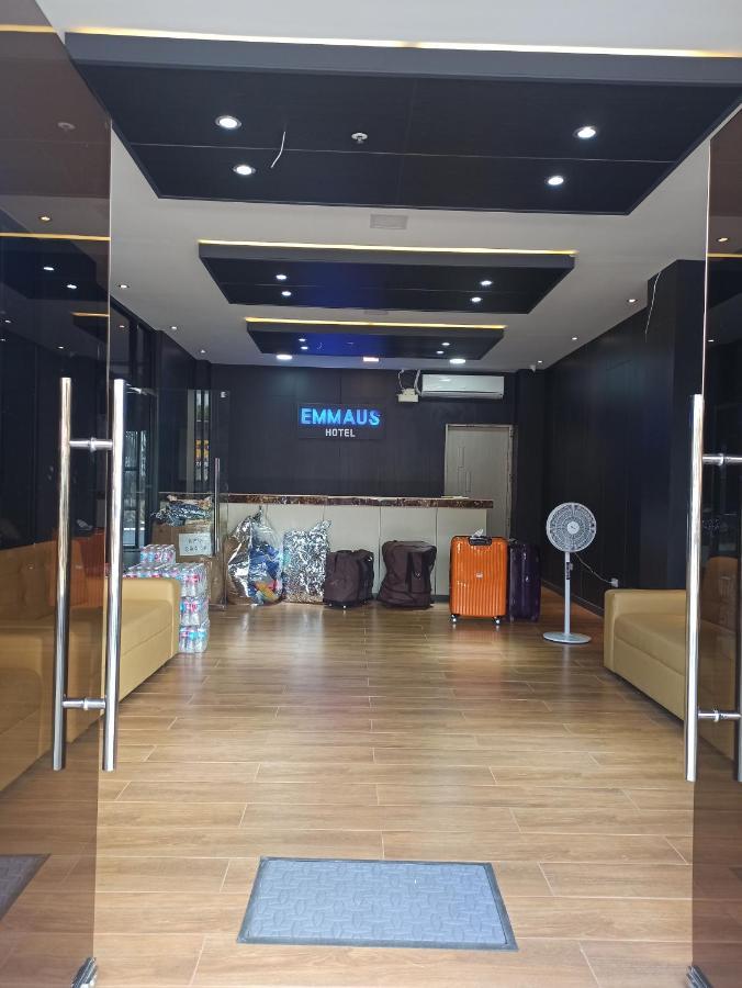 Emmaus Condotel 安吉利斯 外观 照片
