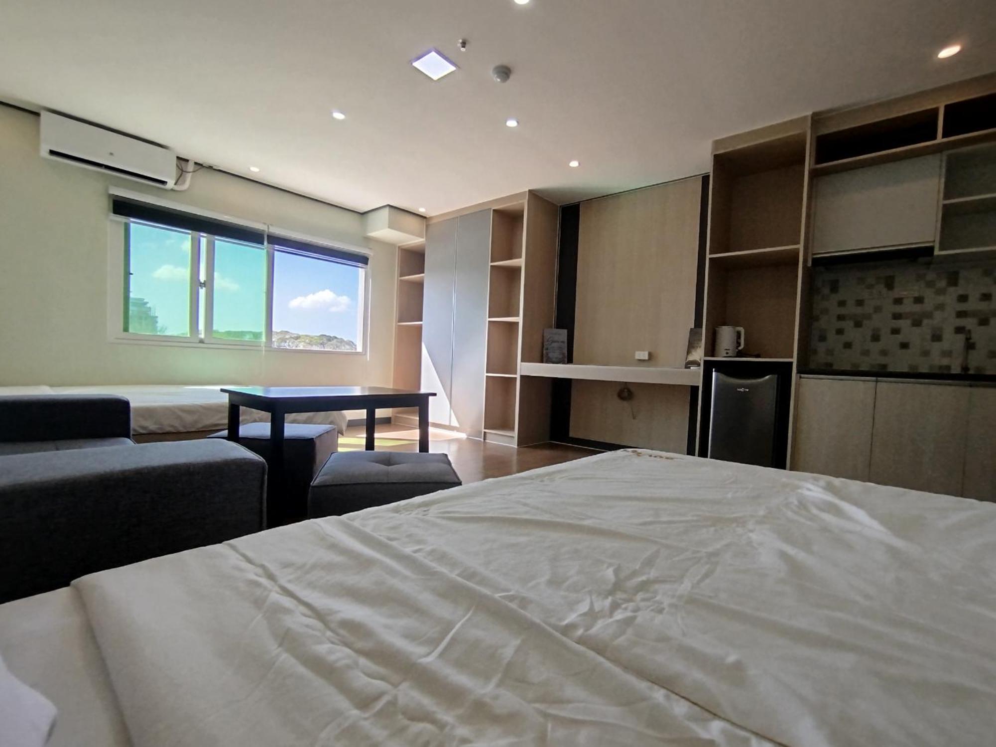 Emmaus Condotel 安吉利斯 外观 照片