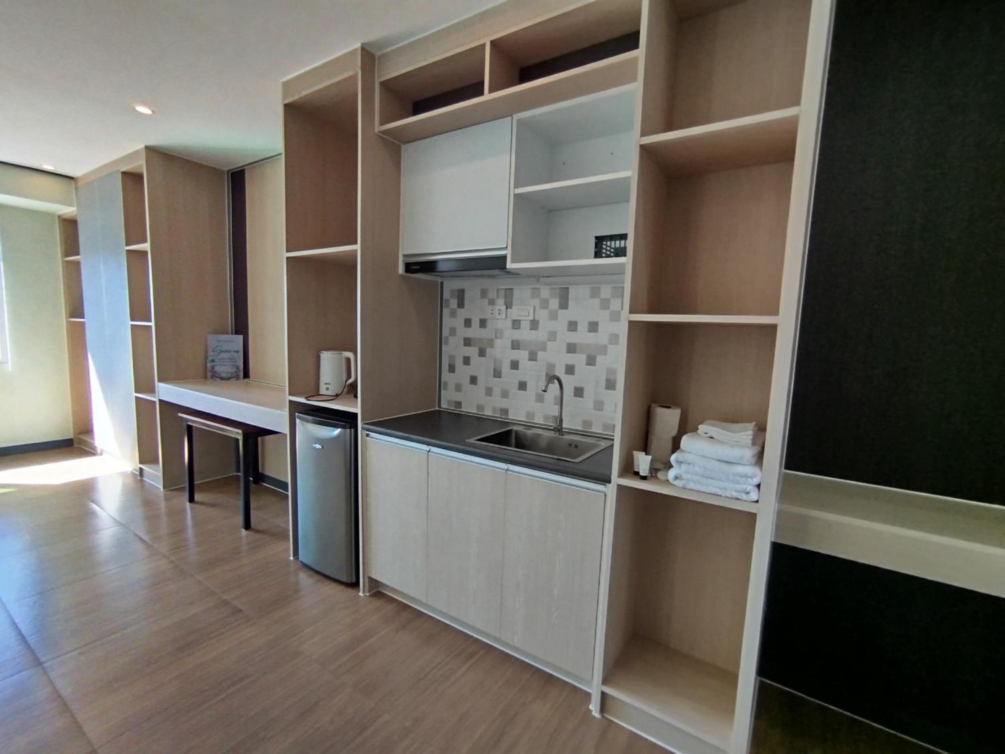 Emmaus Condotel 安吉利斯 外观 照片