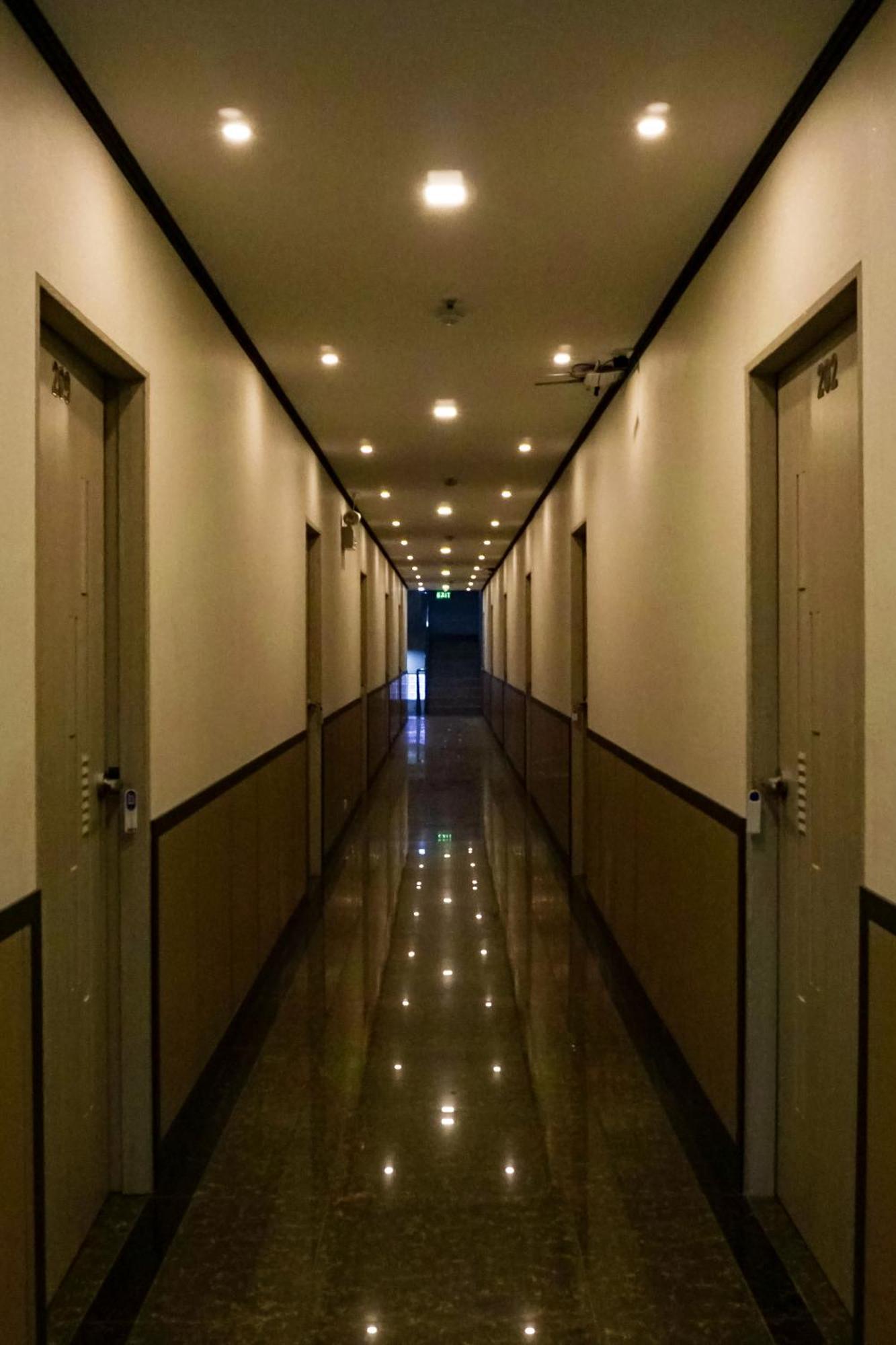 Emmaus Condotel 安吉利斯 外观 照片